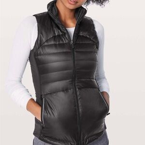 Lululemon Down For A Run Vest II Black sz.6